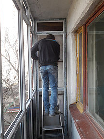 Остекление и обшивка балкона без утепления ул.Петрова 5 7