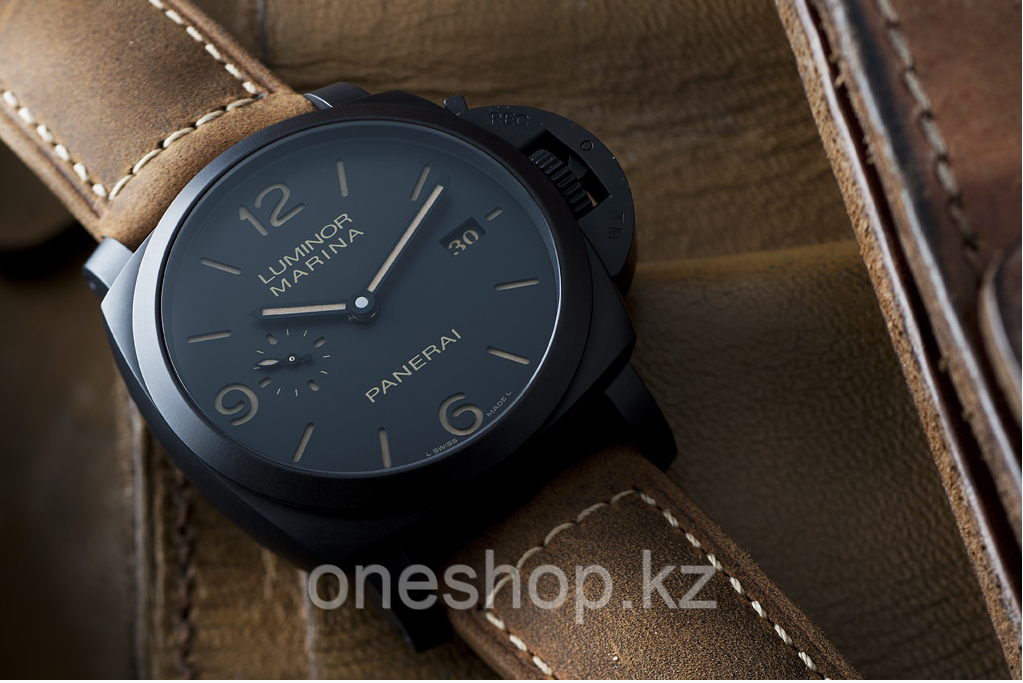 Часы наручные Panerai Luminor Marina