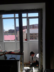 Остекление + обшивка балкона ул. Жумабаева 18 13