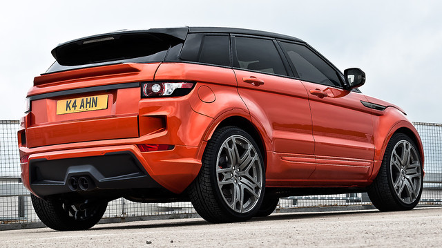 Оригинальный обвес Kahn RS250 на Range Rover Evoque - фото 6 - id-p1761779