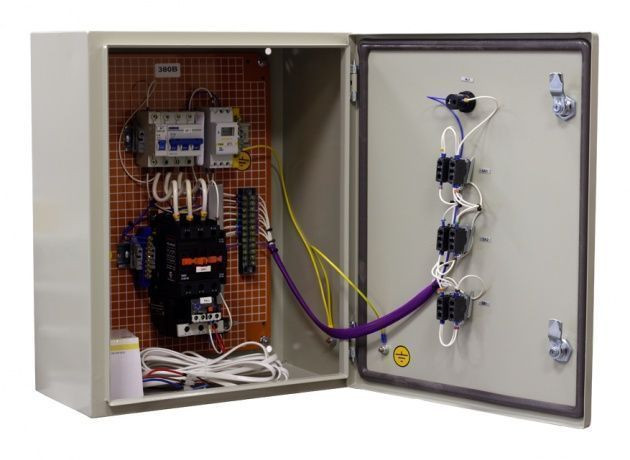 Ящик управления освещением ЯУО-9601-3774 IP54 (50А, ФР+РВМ)