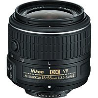 Nikon AF-S DX 18-55mm F/3.5-5.6 G VR II объективі