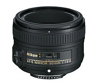 Nikon AF-S 50мм F/1.8 G объективі