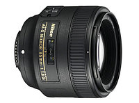 Nikon AF-S 85mm F/1.8 G объективі