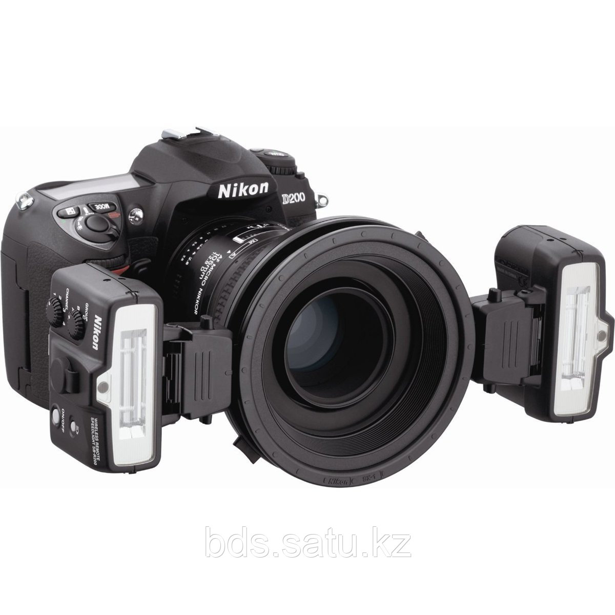 Nikon R1 Wireless Close-Up Speedlight System
