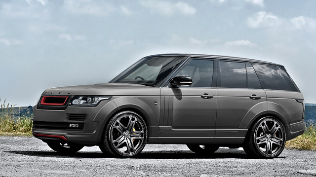 Расширители арок Kahn на Range Rover Vogue - фото 5 - id-p1795915