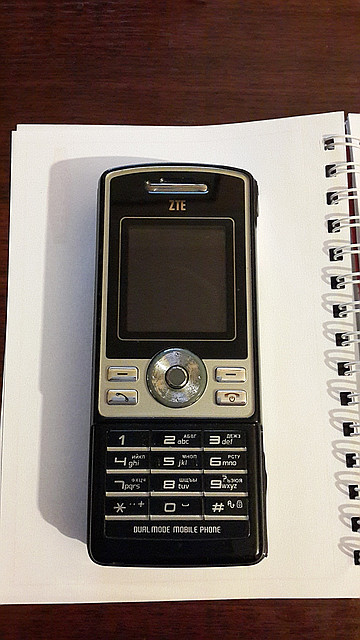 Мобильный телефон ZTE H500 2сим б/у