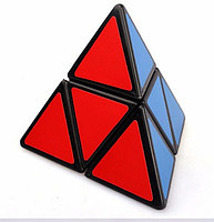 Кубик Рубика пирамида 2х2