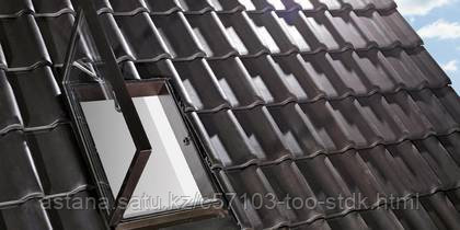 Кровельный люк 215 K из ПВХ (55*80см) в комплекте