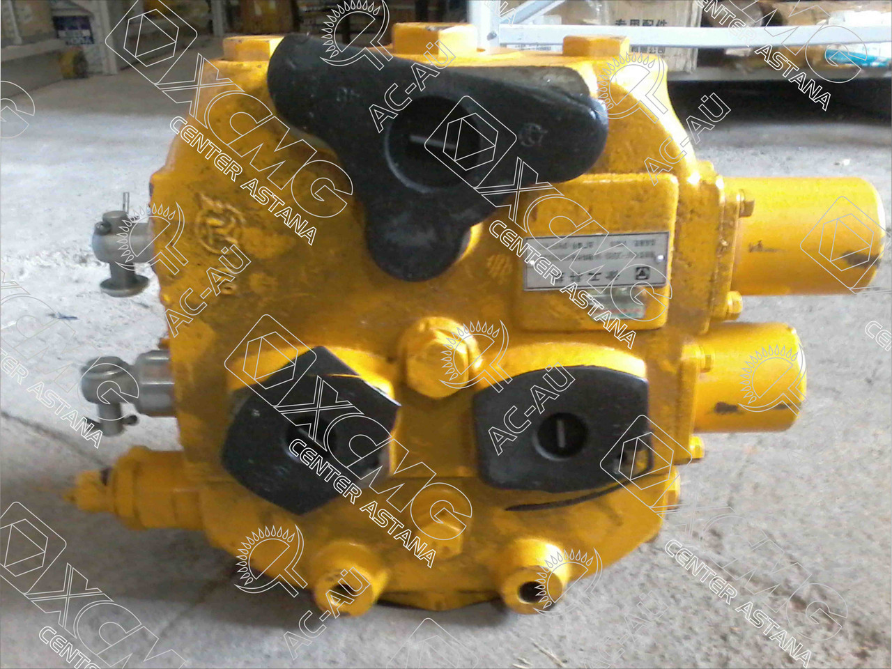 Гидрораспределитель DF25B2-16 5002035 V10016 0905902 LW300