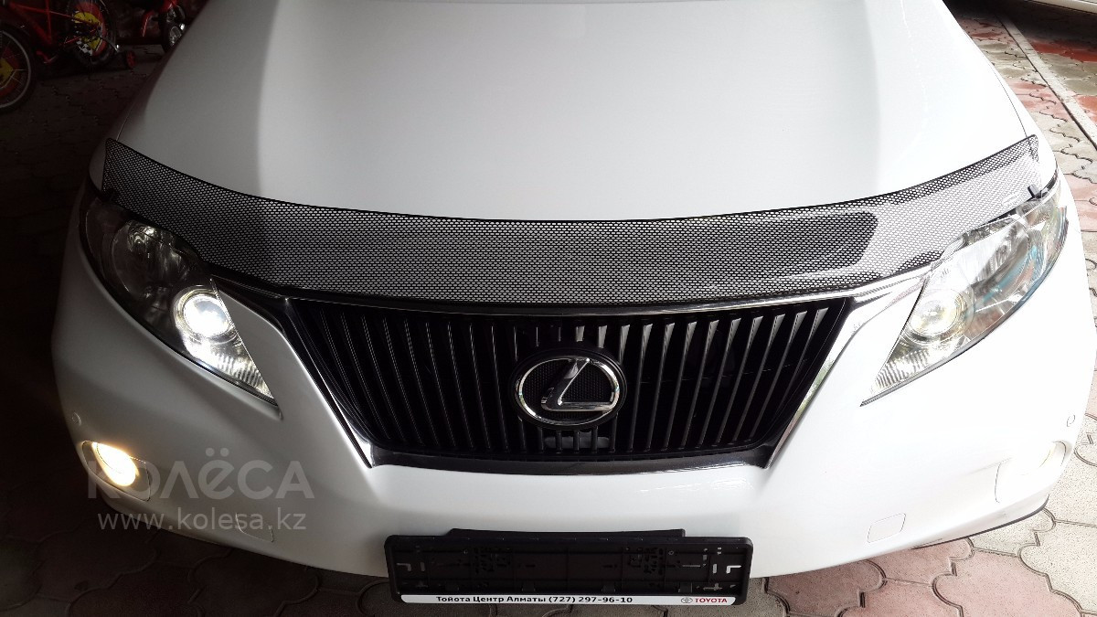 Мухобойка (дефлектор капота) Lexus RX 2009-2014 (Carbon) - фото 1 - id-p28784986