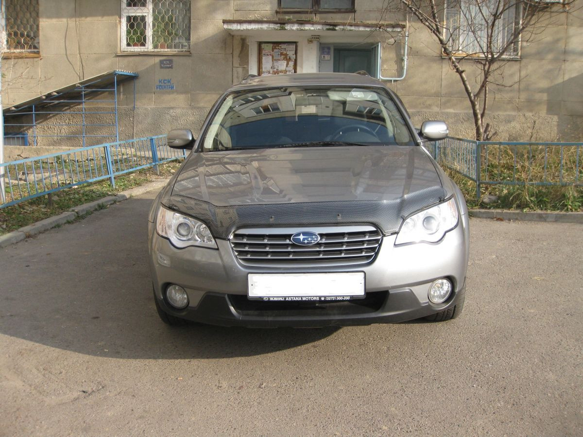 Мухобойка (дефлектор капота) Subaru Legacy 2004-2009 (Carbon) - фото 1 - id-p28785050