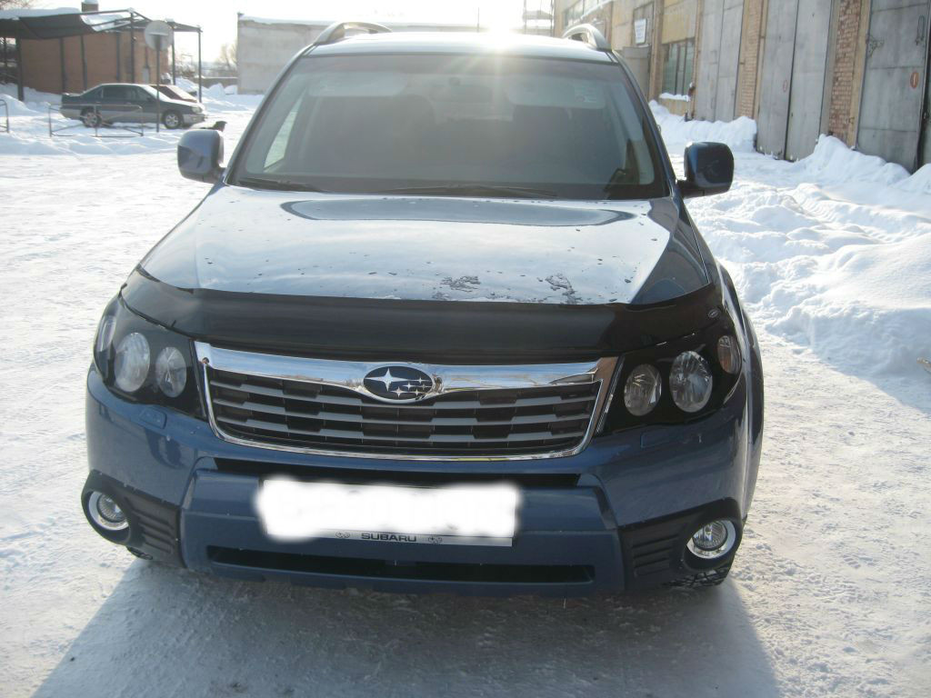 Мухобойка (дефлектор капота) Subaru Forester 2008-2012 (Carbon) - фото 2 - id-p28785059