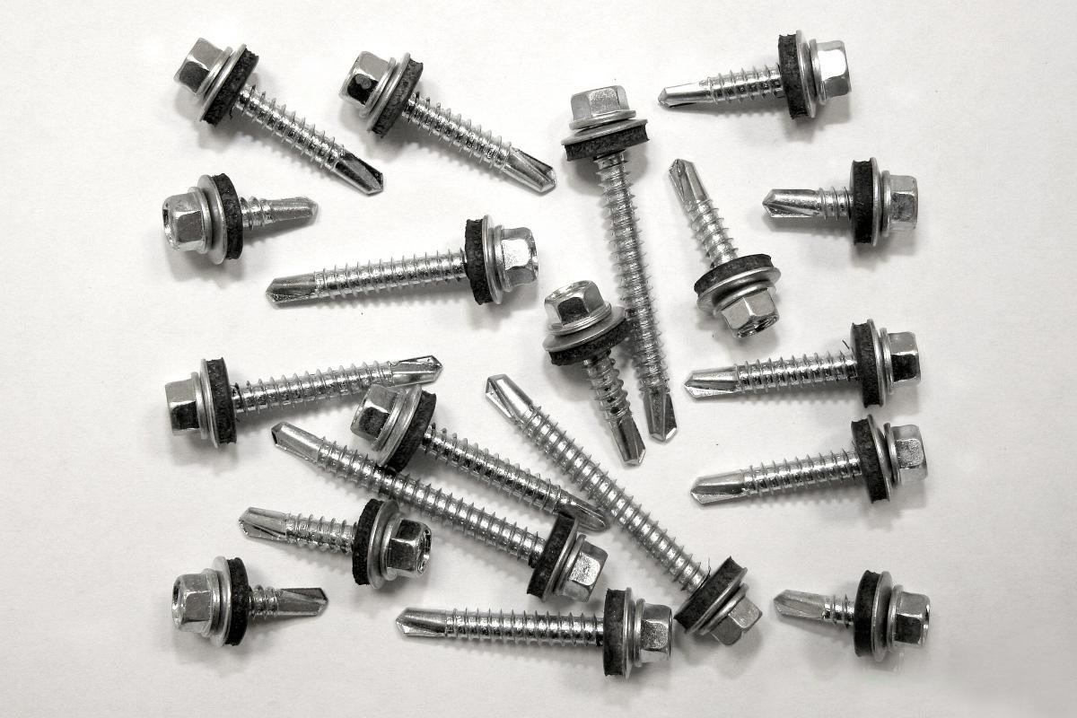 ШУРУП КРОВЕЛЬНЫЙ  5,5*38 метал по 200 шт в уп