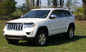 Дефлектор капота Jeep Grand Cherokee 2011+