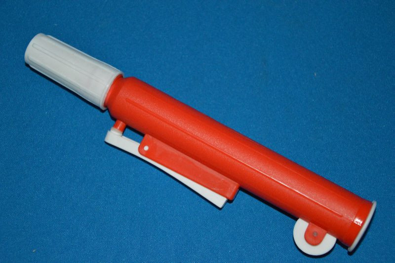 Устройство для заполнения пипеток поршневого типа, красное, для пипеток до 25 мл (VITLAB)