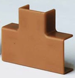 IM 25x17 Тройник коричневый (розница 4 шт в пакете, 15 пакетов в коробке) - фото 1 - id-p33555055