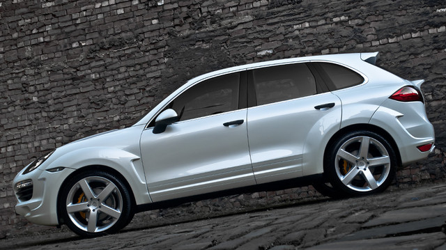 Обвес Kahn SUPERSPORT WIDE-TRACK на Porsche Cayenne 958 - фото 7 - id-p2008652