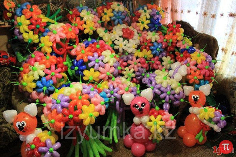 Купить букет цветов из воздушных шаров 15 штук в Москве: цена, фото от БигХэппи