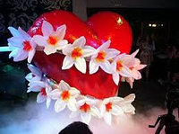 Надувное сердце для выхода неевесты