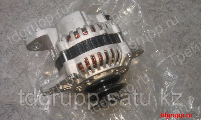 ME017615 Генератор Mitsubishi 4D35
