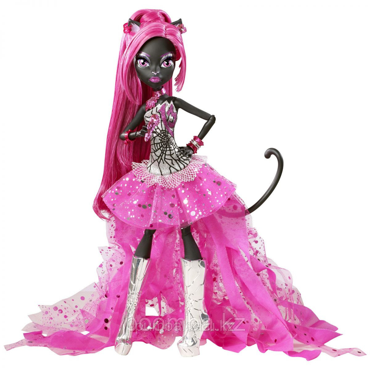 Monster High Catty Noir - Кэтти Нуар