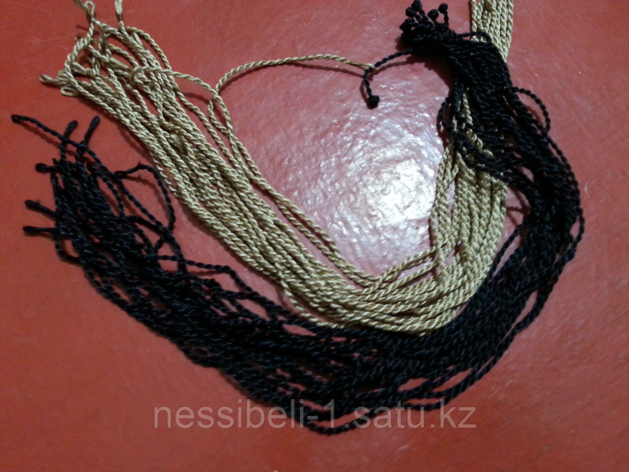 Шнурки шелковые для кулонов - фото 1 - id-p2039091