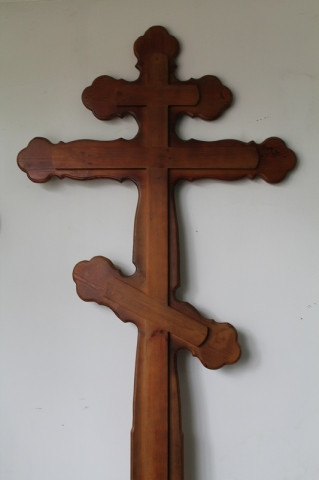 Установка креста (с доставкой) на могиле