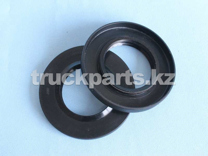 Сальник хвостовика редуктора заднего моста 047084-12,5 Форланд (FORLAND) 130-2402052