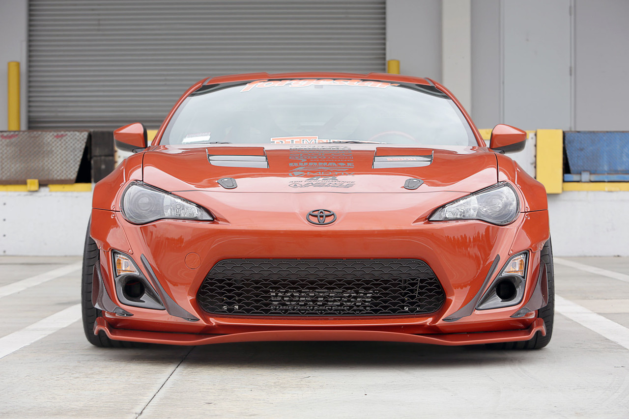 Обвес Greddy ROCKET BUNNY на Toyota GT 86