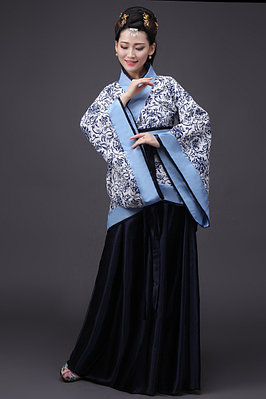 Екатерина Молоховскаяның жалаңаш суреті