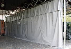 Шторы ПВХ для автомойки