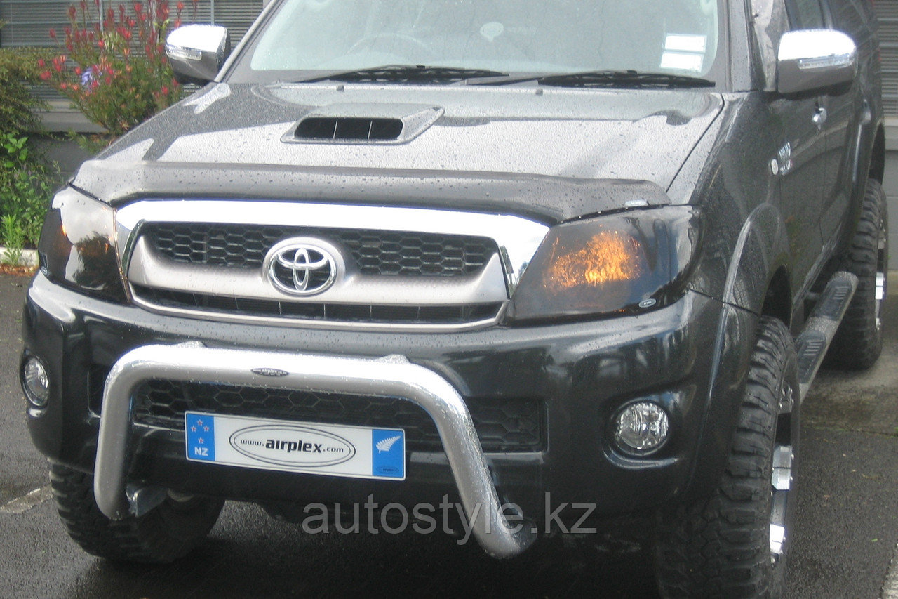 Дефлектор капота Toyota Hilux 2012+ AirPlex