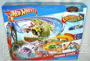 Треки для машинок Hot Wheels. Трек "Пиранья". Hot Wheels Colour Shifters Piranha Attack Playset