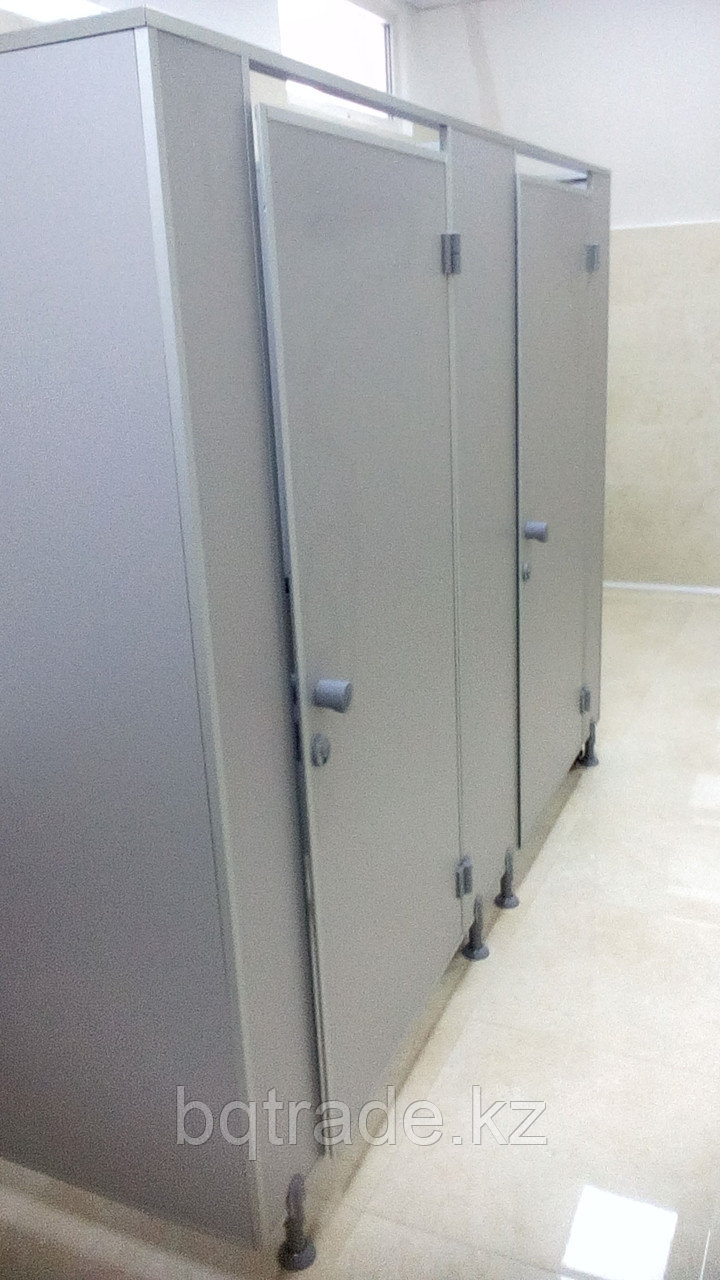 Туалетные перегородки в алюминиевом профиле - фото 7 - id-p36297428