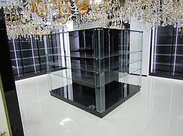 Торговое оборудование по спец. заказу для магазина Bohemia, продажа посуды и люстр. г. Астана