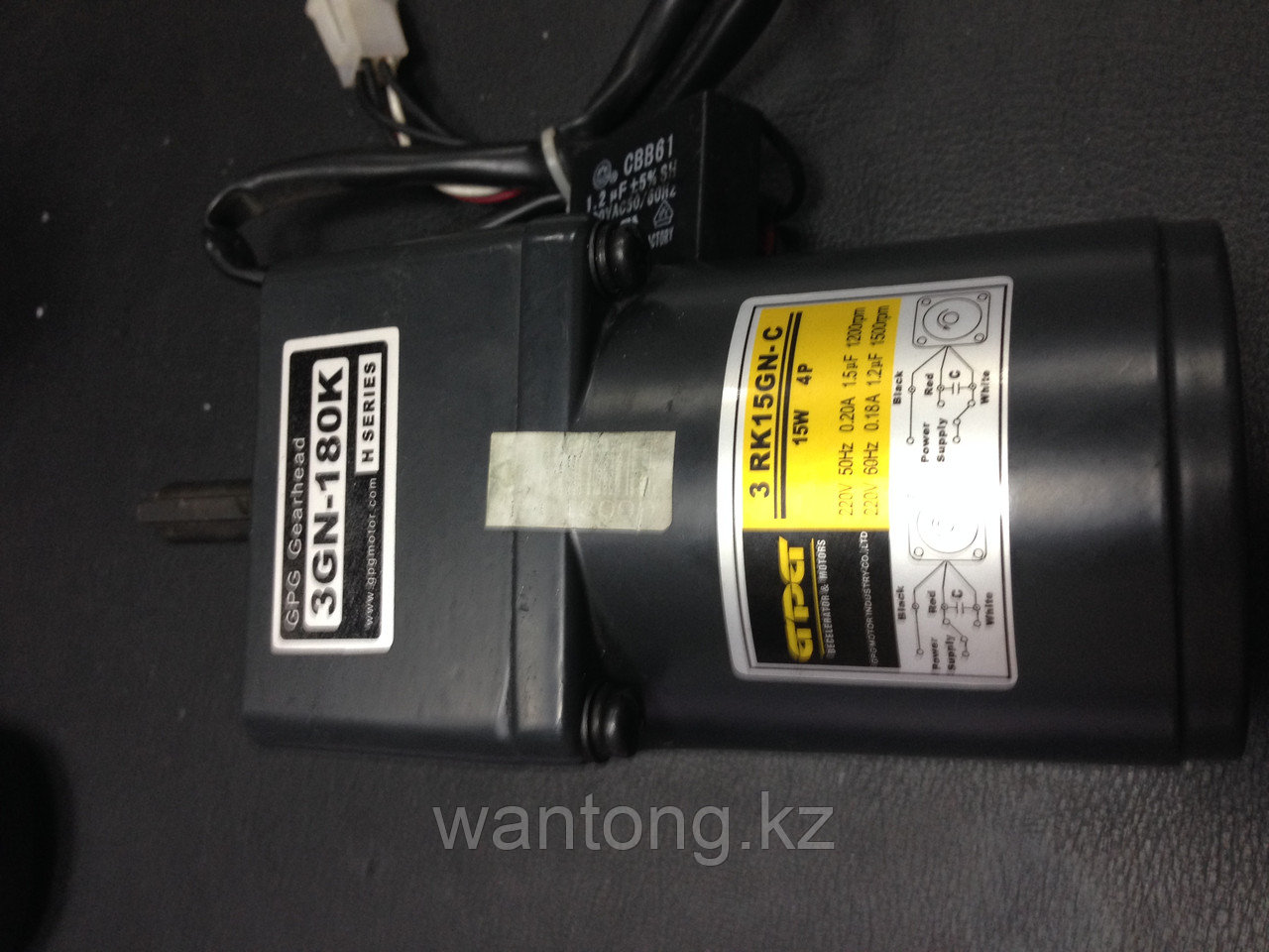 Мотор для подмотки на INFINITI UD 181 LA