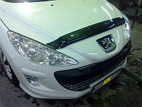 Мухобойка (дефлектор капота) Peugeot 308 2007+