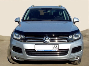 Мухобойка (дефлектор капота) Volkswagen Polo 2010-2014 седан - фото 1 - id-p36648140