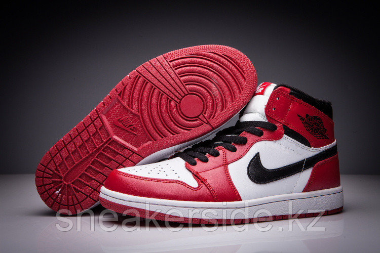 Кожаные кроссовки Air Jordan 1 Retro "Chicago Bulls" (36-47)