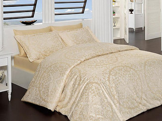 Постельное с простыней на резинке