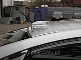 Накладка на крышу с плавниками Hyundai Accent, фото 2