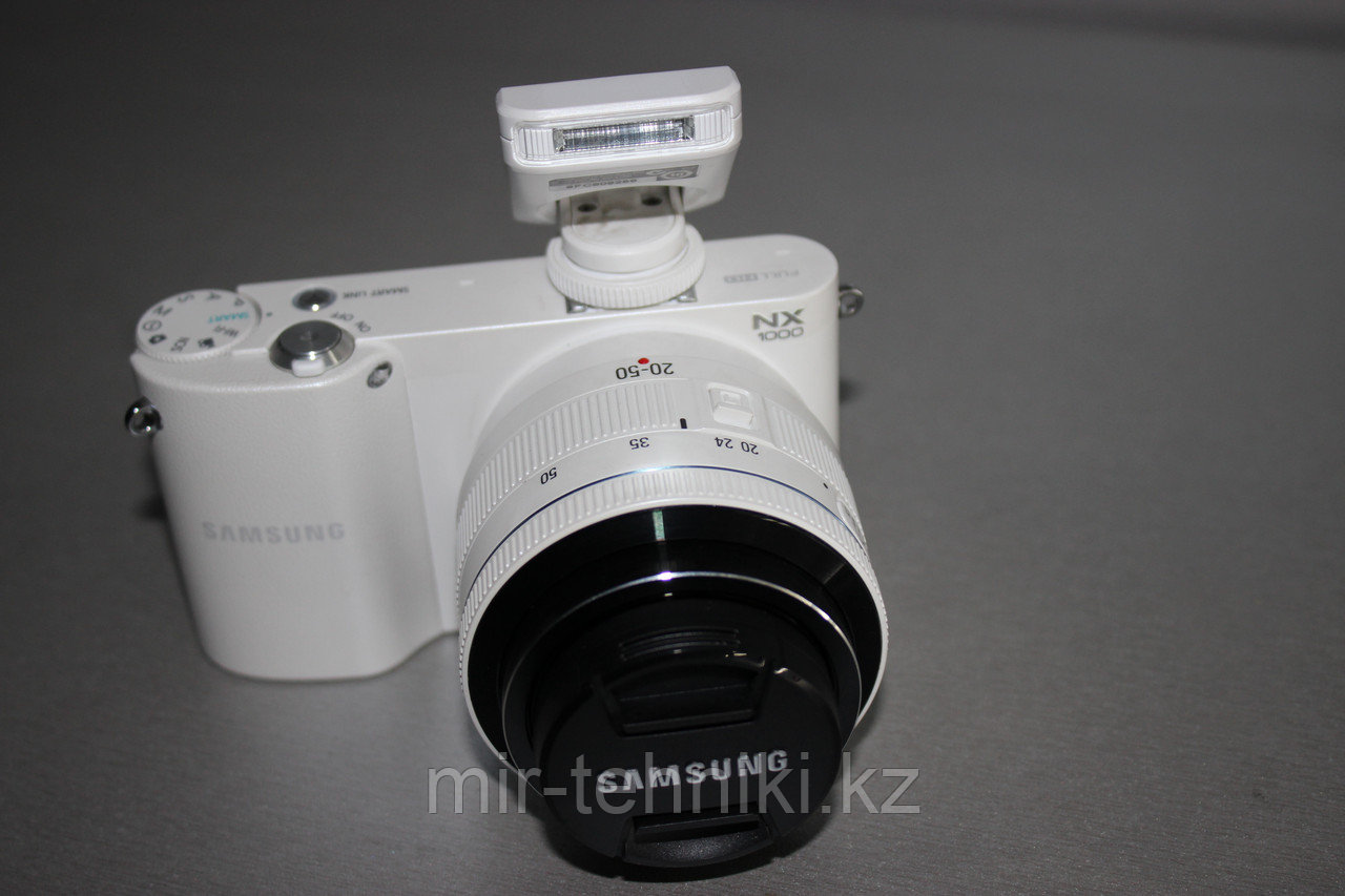 Фотоаппарат Samsung NX1000