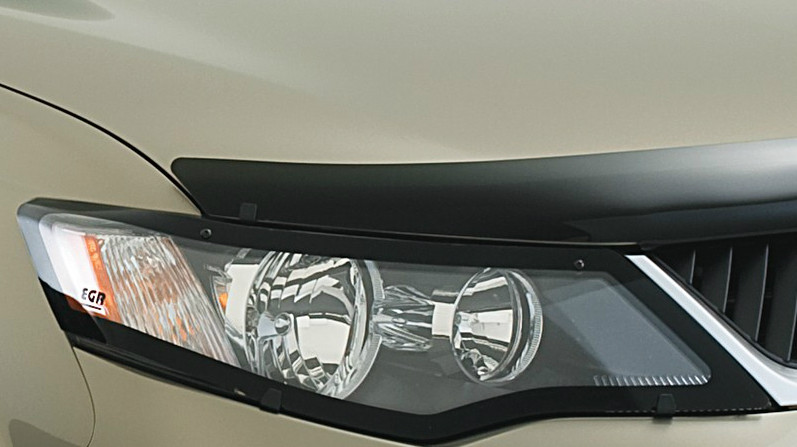 Защита фар EGR Mitsubishi Outlander 2007-2010 с чёрной окантовкой