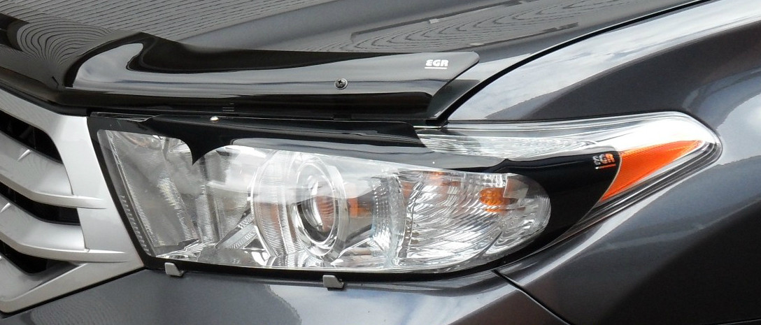 Защита фар EGR Toyota Highlander 2011-2013 с чёрной окантовкой