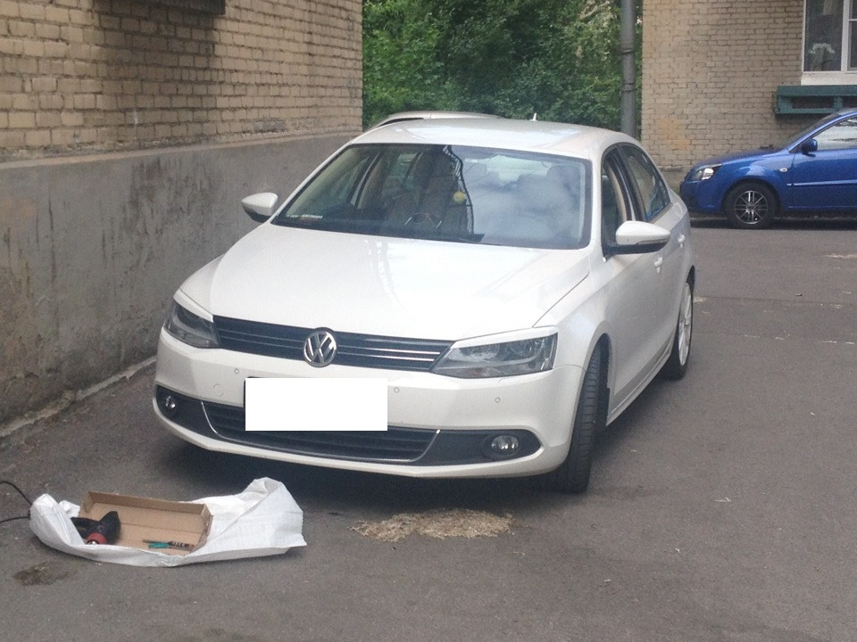 Накладки на фары (реснички) Volkswagen Jetta 6