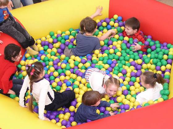 Надувная детская игровая площадка или сухой бассейн с шариками - фото 2 - id-p37800451