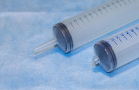 Шприц одноразовый тип Жане 150 мл с нак. для катетера и с нак. типа Луер