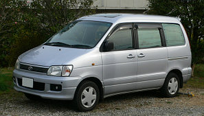 Toyota Noah 1996-2001 БУ автозапчасти