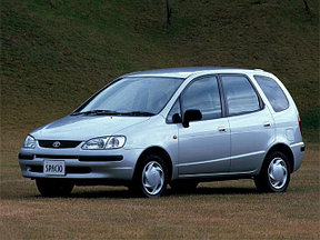 Toyota Corolla Spacio 1997-2001 БУ автозапчасти